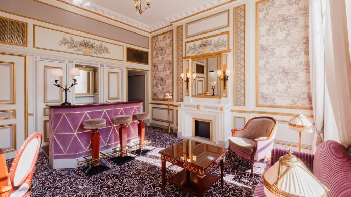 width_1600_csig=AAAAAAAAAAAAAAAAAAAAAFexDzB__iwVoxIv8mNa8_I0zXlCKNi_2SEp2VmI_dpV&exp=1768333257&osig=AAAAAAAAAAA