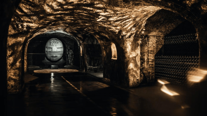 width_1600_csig=AAAAAAAAAAAAAAAAAAAAALE1Z9ZbRKVfGajsDuuaVUJCihelf3_doLSO3TJSGUhg&exp=1768323075&osig=AAAAAAAAAAAAA