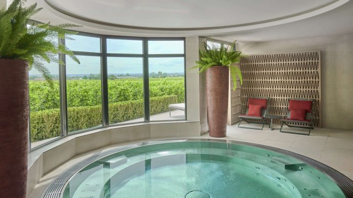 width_1600_csig=AAAAAAAAAAAAAAAAAAAAALUgiW9abZHqzLuwppMrTEhco-nyipy3ujlT5_C4XOG0&exp=1768331397&osig=AAAAAAAAA