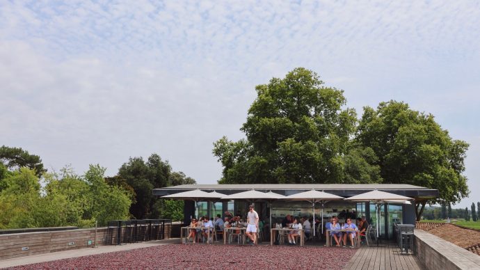 width_2400_csig=AAAAAAAAAAAAAAAAAAAAANHF8b1uC1Gq47TppCVabiw1seEQ409uDXie0jQAxBX4&exp=1768334345&osig=AAAAAAAAAAAAA