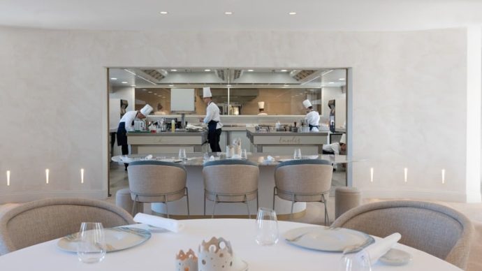 width_800_csig=AAAAAAAAAAAAAAAAAAAAAIBdNKgj38_yes15Uhl7CNDAhzK5iaBW6Z90lbujm8yq&exp=1768323371&os