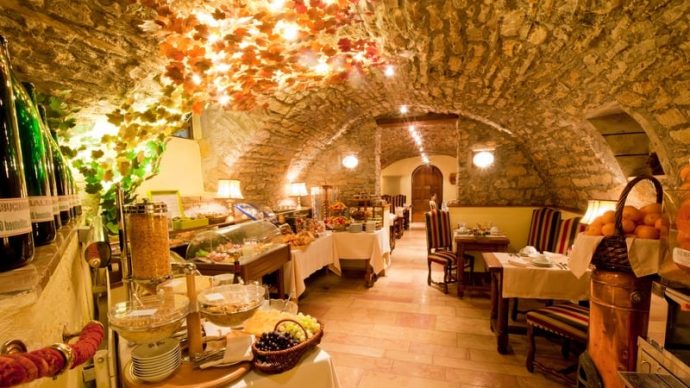 width_800_csig=AAAAAAAAAAAAAAAAAAAAALyUla-AnITiNDW1YYvuSjf3MXTsAkHJxt1lPQALQqX9&exp=1768321759&osig=AAAAAAAAAAAAAAAAAAAAAPv0PL-Ym9RQHE